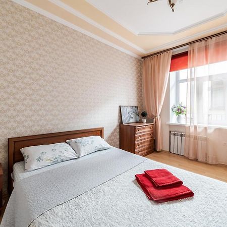 Central Apartments Rynok Lviv Exteriör bild