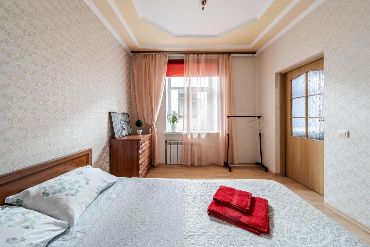 Central Apartments Rynok Lviv Exteriör bild