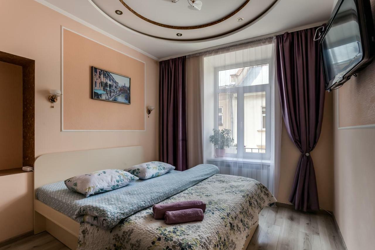Central Apartments Rynok Lviv Exteriör bild